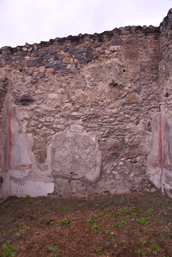 I.4.2 Pompeii. October 2019. Detail of north wall of triclinium.
Foto Tobias Busen, ERC Grant 681269 DCOR.
