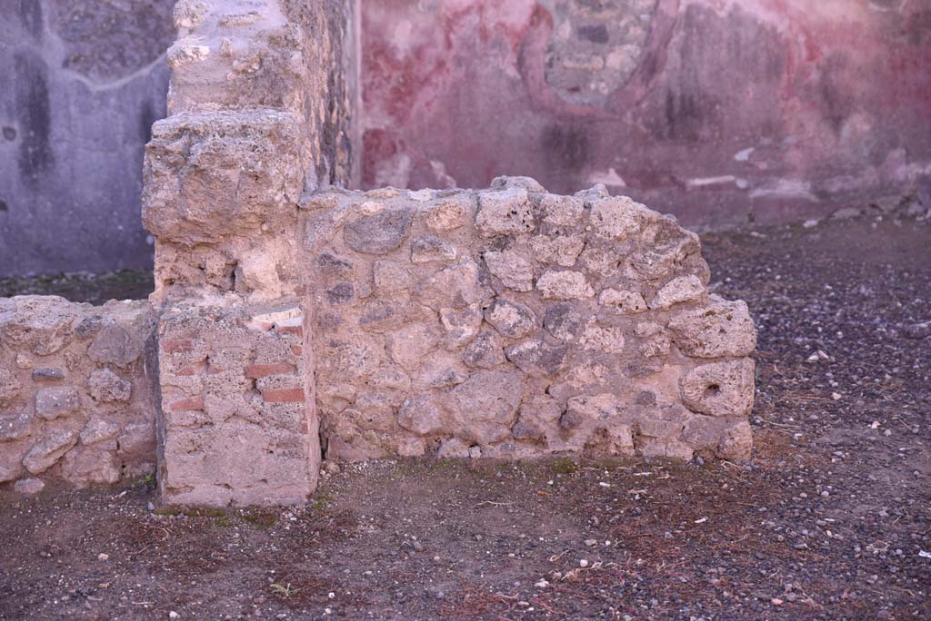 I.4.23 Pompeii. October 2019. Looking towards wall dividing front of shop from rear room.
Foto Tobias Busen, ERC Grant 681269 DCOR.

