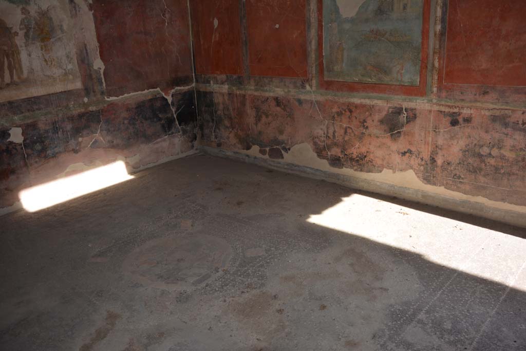 I.7.7 Pompeii. October 2019. Looking across flooring towards north-east corner and east wall.
Foto Annette Haug, ERC Grant 681269 DCOR.

