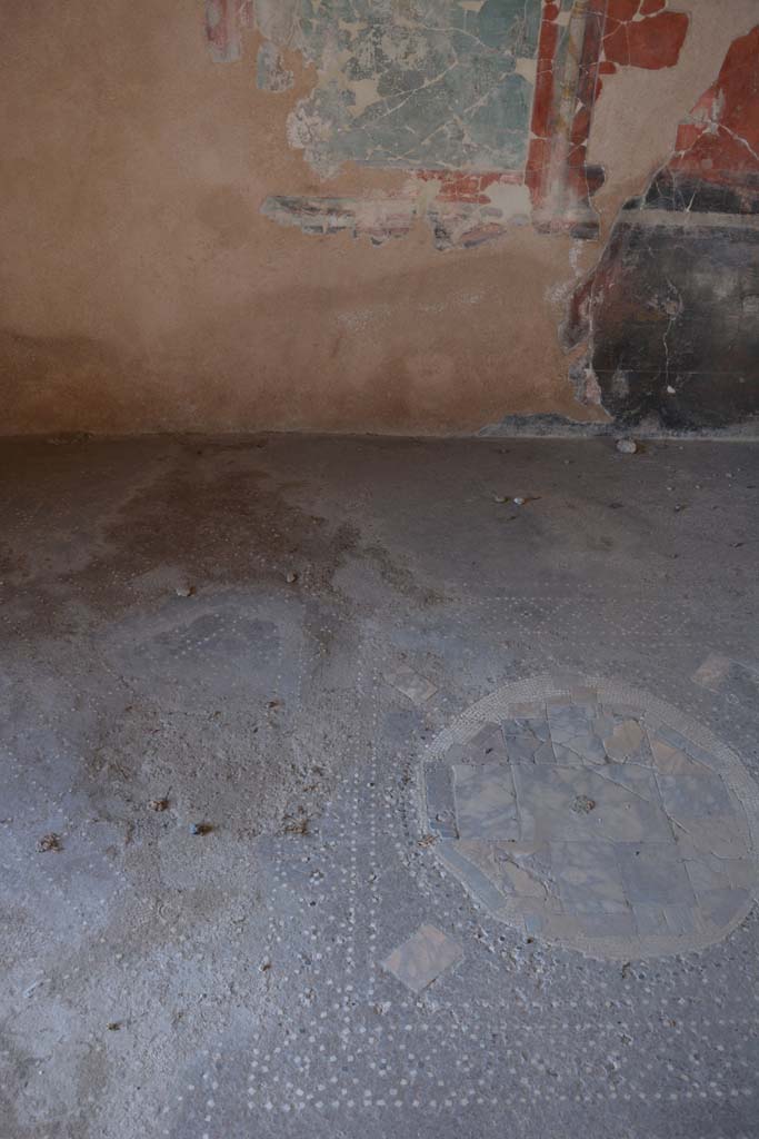 I.7.7 Pompeii. October 2019. Looking west across flooring.
Foto Annette Haug, ERC Grant 681269 DCOR.

