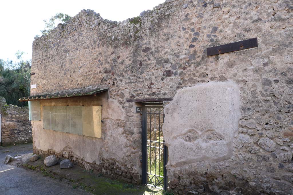 I.7.13 Pompeii. December 2018. 
Looking south-west towards painted inscriptions on Vicolo dellEfebo. Photo courtesy of Aude Durand.
