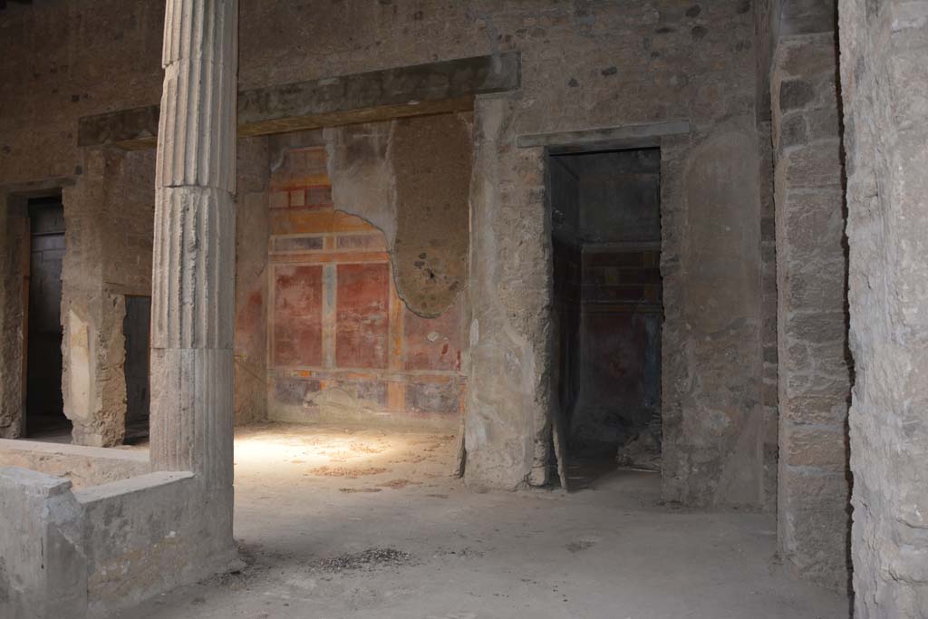 I.8.17 Pompeii. March 2019. 
Atrium 3, looking north-west from east side of impluvium in atrium, towards north ala 13, and doorway to room 12. 
Foto Annette Haug, ERC Grant 681269 DCOR.
