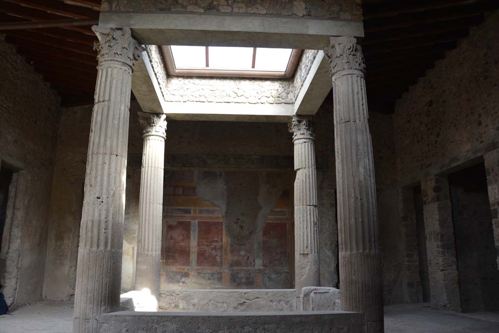 I.8.17 Pompeii. March 2019. Room 3, atrium, looking north across impluvium. 
Foto Annette Haug, ERC Grant 681269 DCOR.

