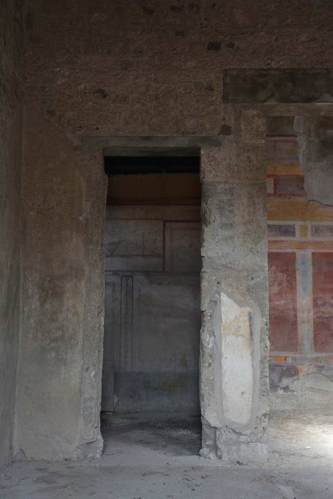 I.8.17 Pompeii. March 2019. Room 14, doorway in north-west corner of atrium 3.
Foto Annette Haug, ERC Grant 681269 DCOR.
