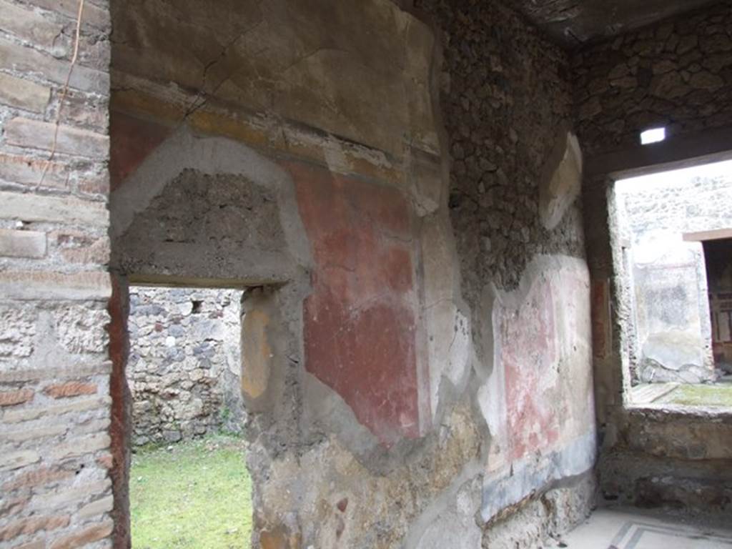 I.9.14 Pompeii. March 2009.  Room 6. Tablinum.  East wall.
