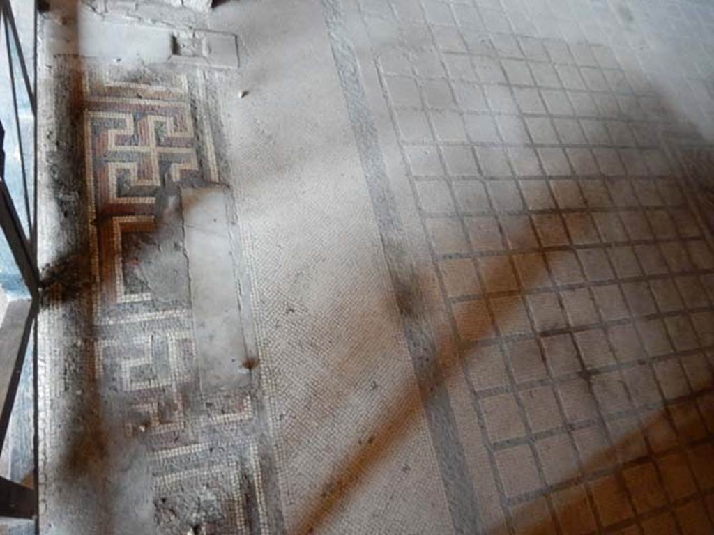 I.10.4 Pompeii. May 2015. Room 11, mosaic floor with threshold of coloured mosaics. Photo courtesy of Buzz Ferebee.