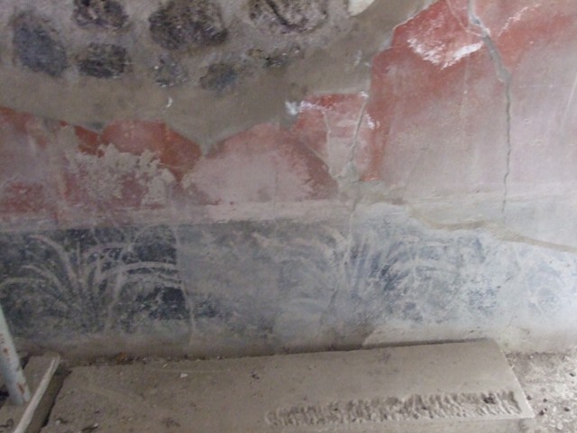 I.10.7 Pompeii. March 2009. Doorway to room 6, and sill.