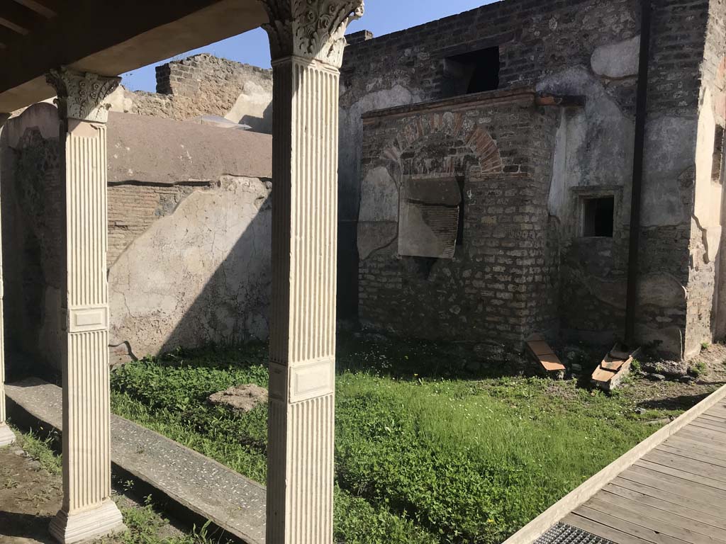 II.4.6 Pompeii. April 2019. Looking north-east at north end of west portico. Photo courtesy of Rick Bauer