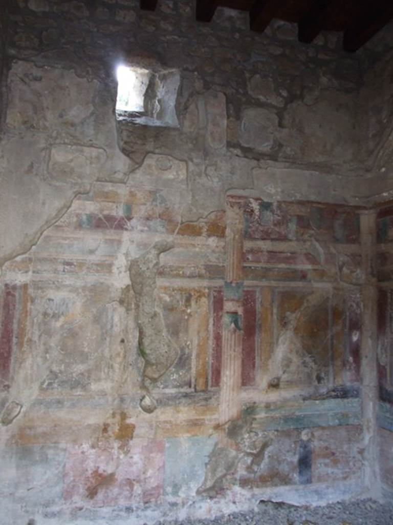 III.2.1 Pompeii. March 2009. Room 4, west wall of cubiculum, with small window.