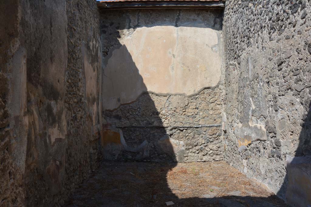 V.2.10 Pompeii. September 2019. Room 11, looking towards north wall.
Foto Annette Haug, ERC Grant 681269 DÉCOR.
