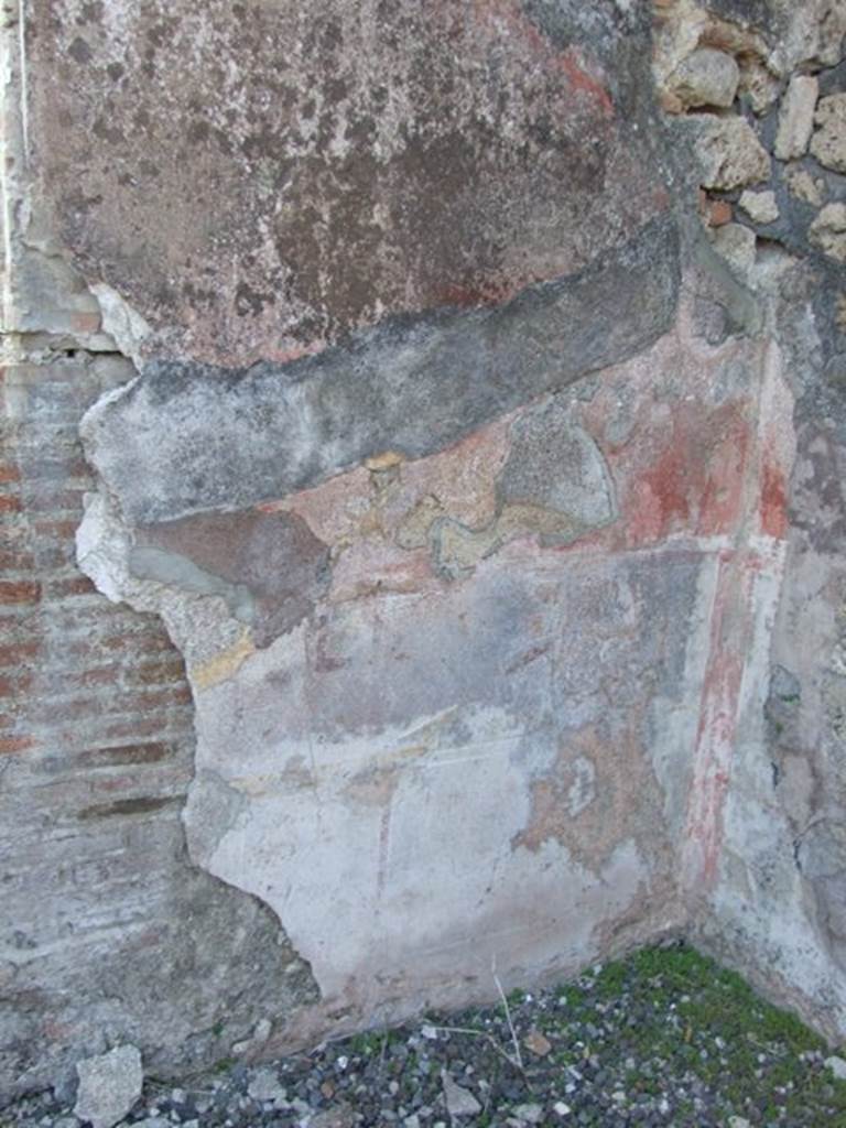 VI.7.6 Pompeii. March 2009. Room 10, north end of west wall of triclinium. 