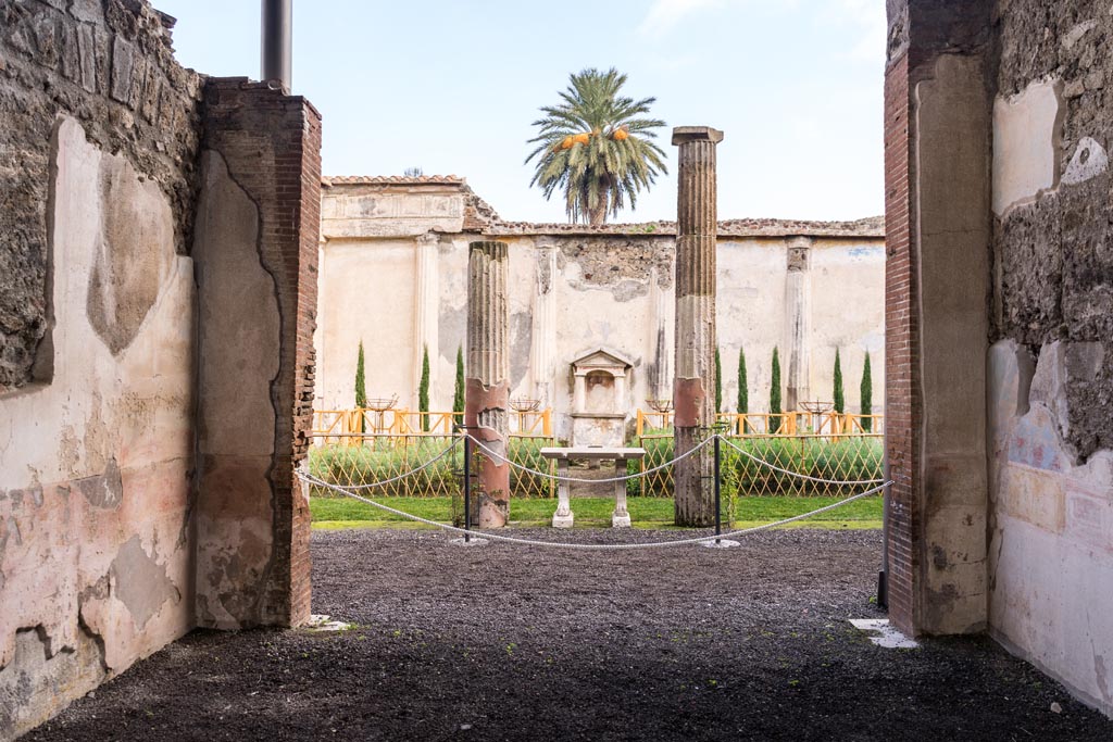 VI.9.6 Pompeii. January 2023. Room 9, looking east across tablinum towards garden area. Photo courtesy of Johannes Eber.