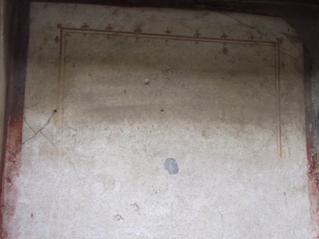 VI.10.11 Pompeii. March 2009. Room 12, red and white painting in recess in south-east corner of cubiculum on west side of atrium.  