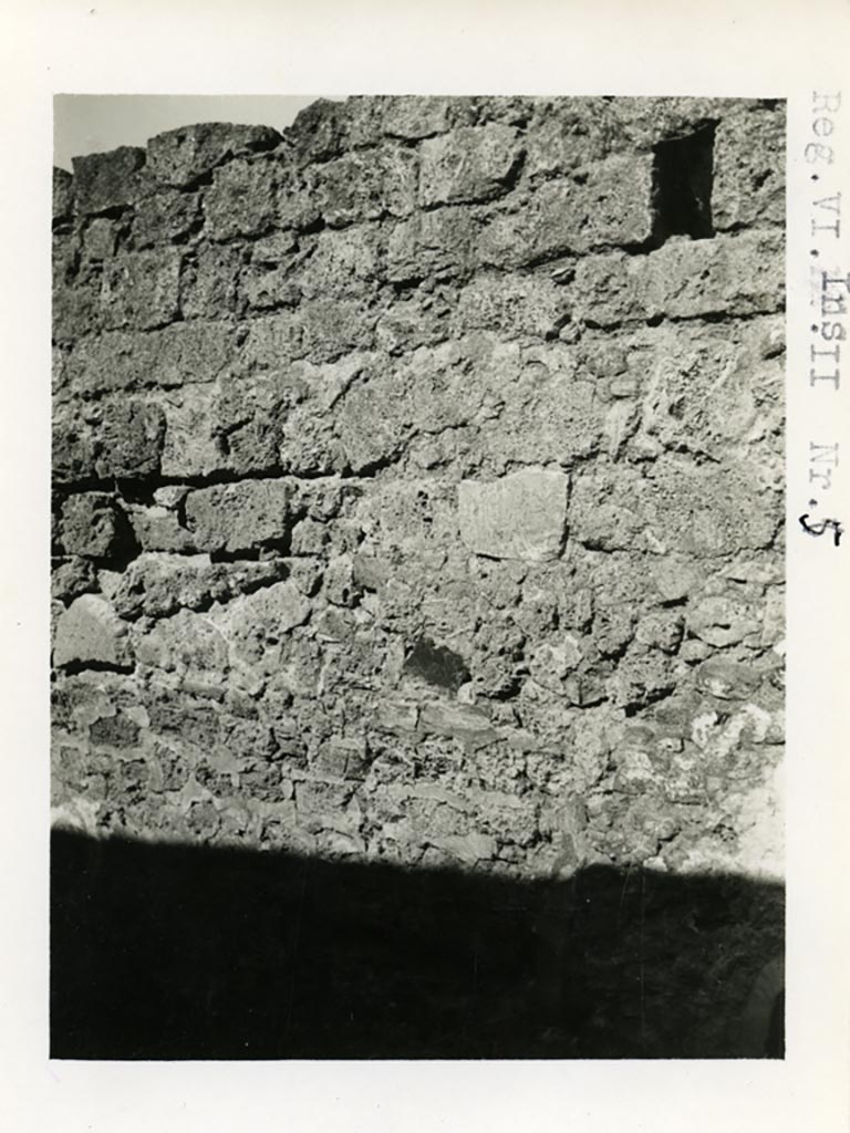 VI.11.5 Pompeii, according to Warsher. Pre-1937-39.
Photo courtesy of American Academy in Rome, Photographic Archive. Warsher collection no. 025
