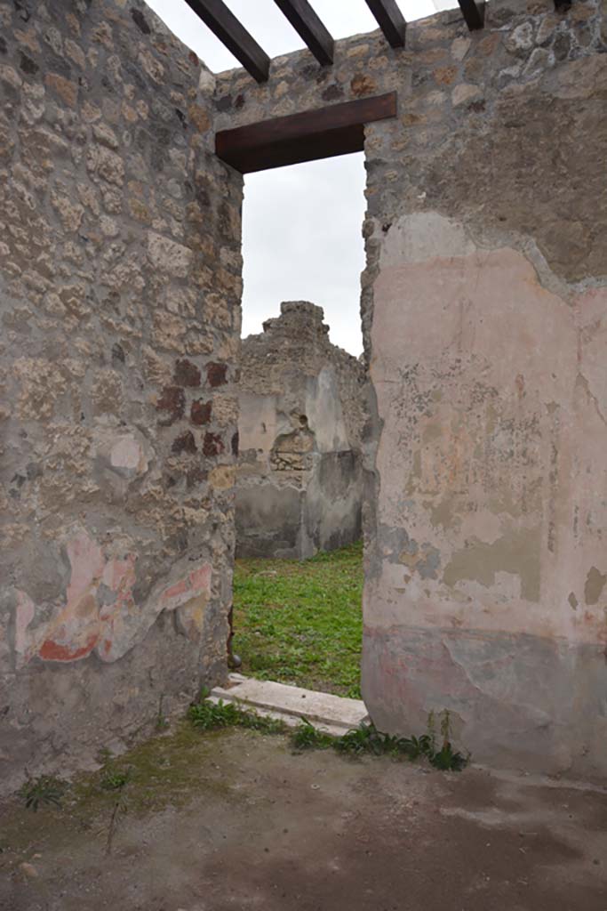 VI.11.10 Pompeii. October 2017. Room 29, doorway in west wall into atrium 3 of VI.11.9.
Foto Annette Haug, ERC Grant 681269 DCOR

