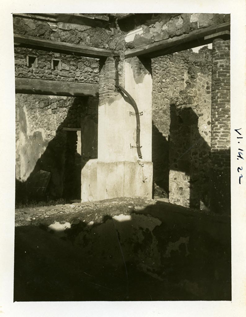 VI.14.22 Pompeii. Pre-1937-39. Looking towards the north-east corner across basins in converted peristyle.
Photo courtesy of American Academy in Rome, Photographic Archive. Warsher collection no. 1031.

