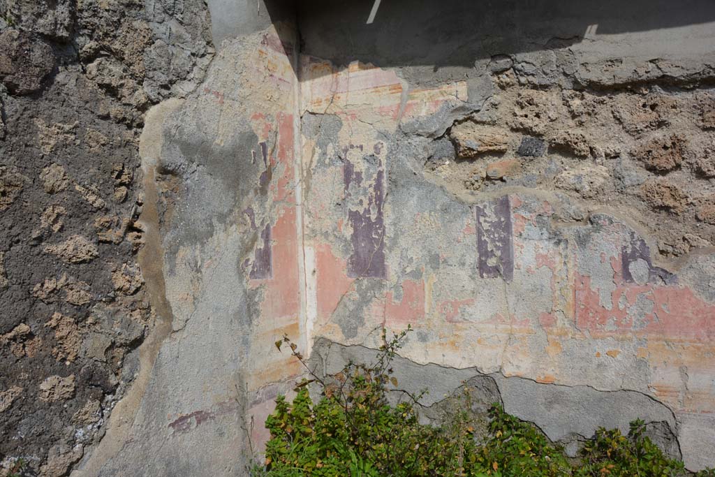VI 15 5 Pompeii. March 2019. Cubiculum 14, north-east corner.
Foto Annette Haug, ERC Grant 681269 DÉCOR.
