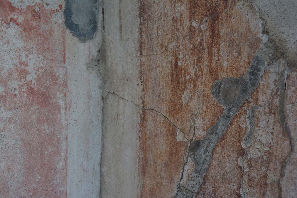 VI 15 5 Pompeii. March 2019. Cubiculum 14, detail from south-east corner.
Foto Annette Haug, ERC Grant 681269 DÉCOR.
