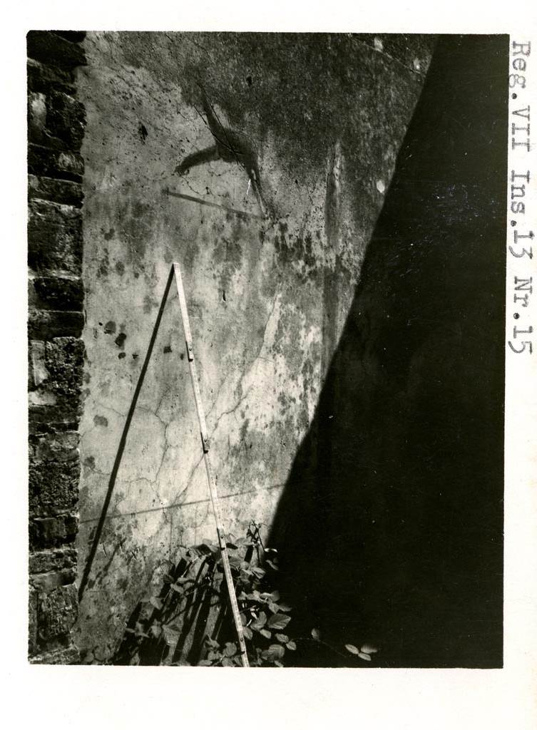 Mystery photo. Warsher numbered this as VII.13.15 – judging by the edge of the brick doorway – it may be VII.13.16.
Pre-1937-39. Looking towards remaining decorated wall at side of entrance doorway.
Photo courtesy of American Academy in Rome, Photographic Archive. Warsher collection no. 1642.
