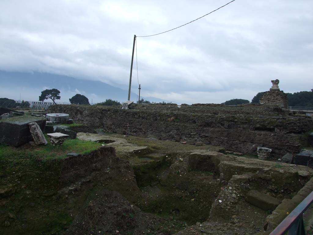 VIII.1.3 Pompeii. December 2007. Looking west from north side.