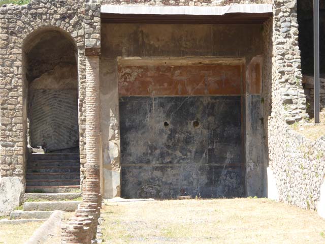VIII.1.a Pompeii. May 2015. North end of portico. Photo courtesy of Buzz Ferebee.

