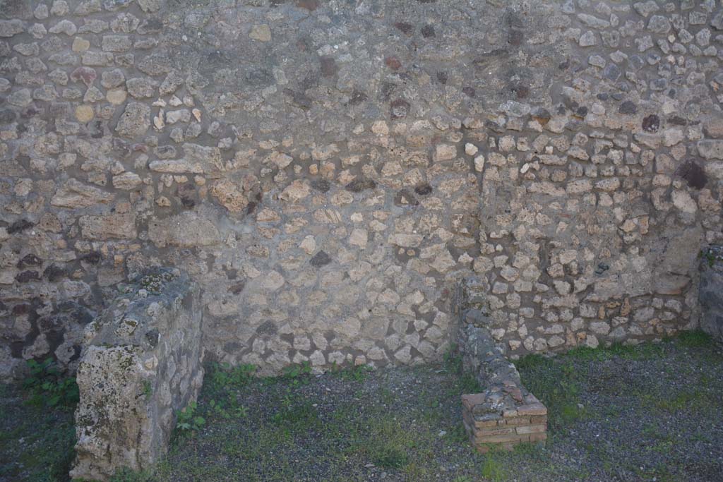 IX.5.8, Pompeii. March 2017. Looking towards west wall.
Foto Christian Beck, ERC Grant 681269 DCOR.
