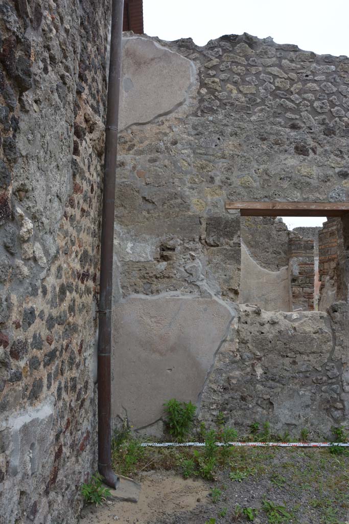 IX.5.10 Pompeii. May 2017. South wall in south-east corner.
Foto Christian Beck, ERC Grant 681269 DCOR.

