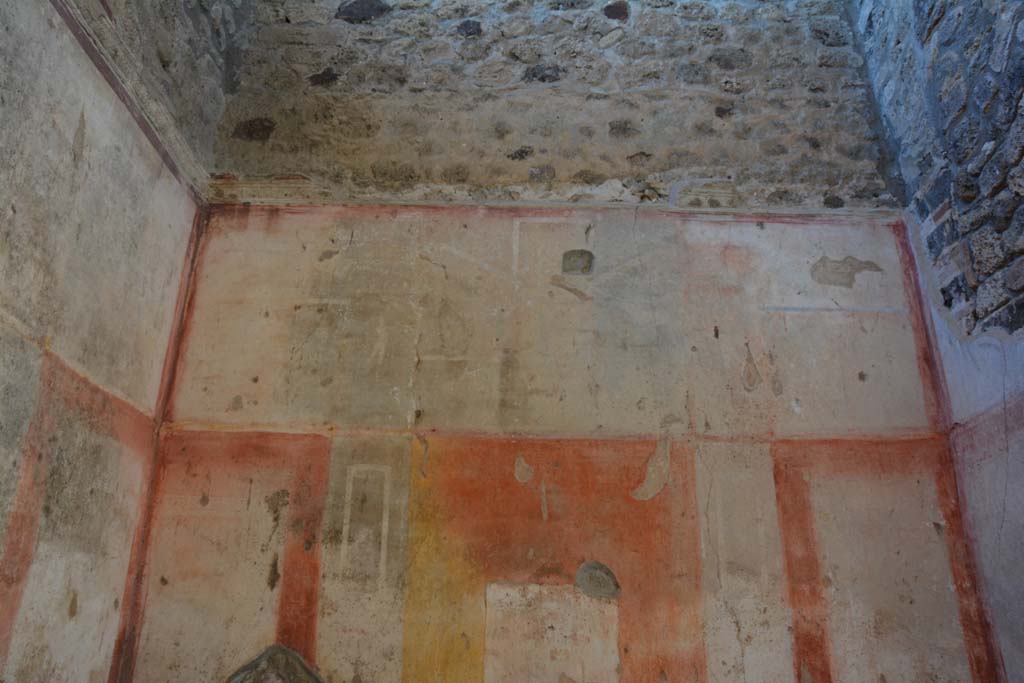IX.5.11 Pompeii. May 2017. Room f, upper north wall.
Foto Christian Beck, ERC Grant 681269 DCOR.

