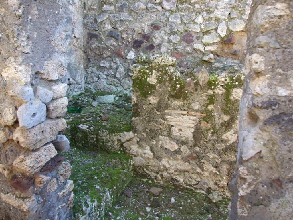 IX.9.a Pompeii.  March 2009.   Stairs to upper floor, looking south west from doorway from Cubiculum "m".