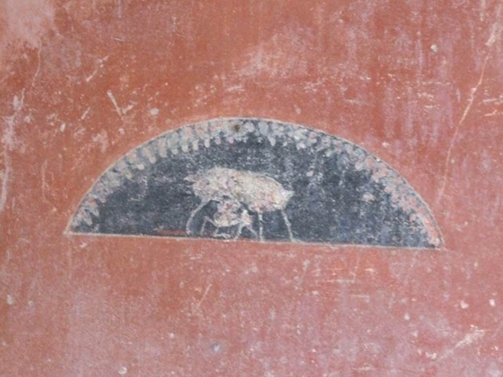 IX.9.c Pompeii. March 2009. Painting from east wall of cubiculum, north end. Semi-circular painted panel with animals inside.
