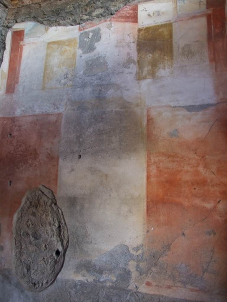 IX.9.c Pompeii.  March 2009.  West wall of Cubiculum.