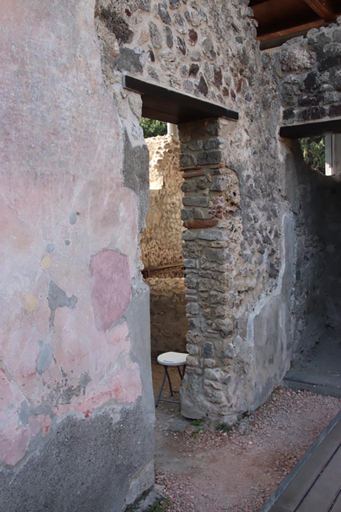 HGW24 Pompeii. Villa of Diomedes. October 2023. 
Doorway to room in south-west corner of peristyle. Photo courtesy of Klaus Heese.
(Villa Diomedes Project – area 2 with doorway to area 18).
(Fontaine, room 2,9).

