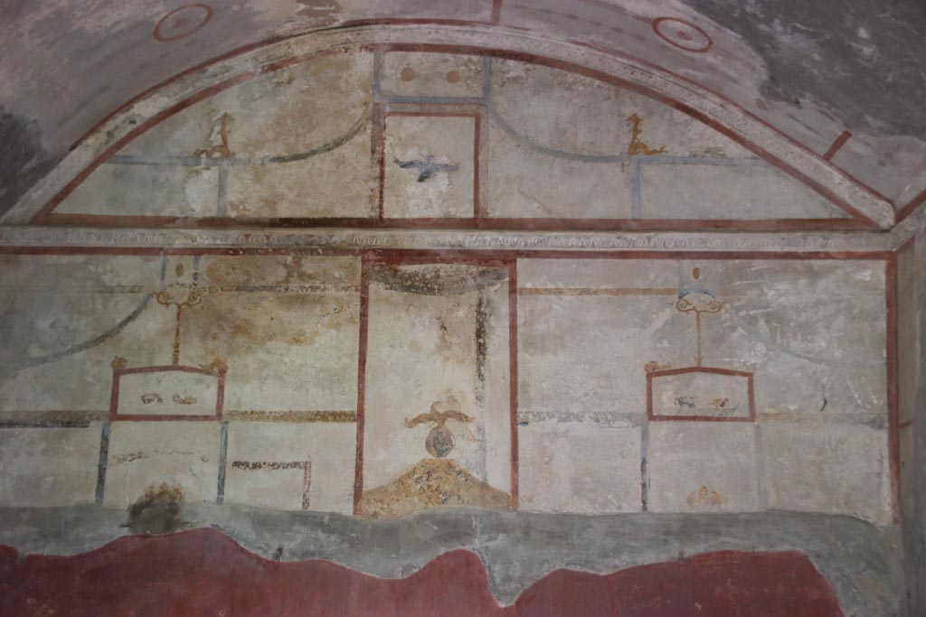 Villa of Diomedes, Pompeii. October 2023. Detail from upper east wall. Photo courtesy of Klaus Heese.
(Villa Diomedes Project – area 55).
(Fontaine, room 5,9).

