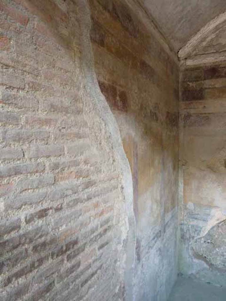 Villa of Mysteries, Pompeii. May 2010. Room 42, north wall.