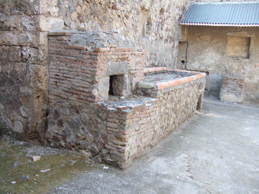 Villa of Mysteries, Pompeii. May 2006. Room 61, oven and hearth, looking north.