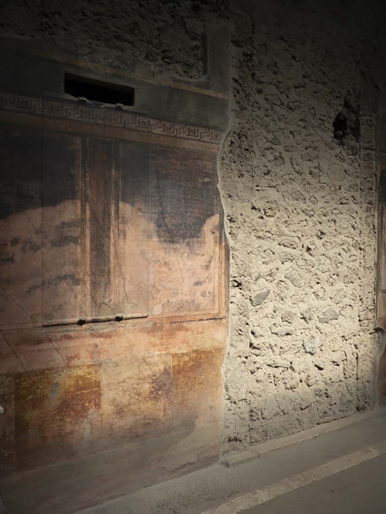 Villa of Mysteries, Pompeii. September 2017. Room 64, north wall.
Foto Annette Haug, ERC Grant 681269 DÉCOR.
