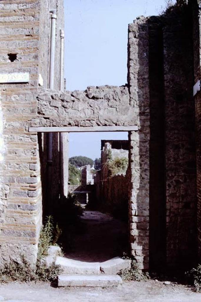 Vicolo di Paquius Proculus, Pompeii. 1968. Entrance on south side of Via dellAbbondanza between I.7 and I.6. Photo by Stanley A. Jashemski.
Source: The Wilhelmina and Stanley A. Jashemski archive in the University of Maryland Library, Special Collections (See collection page) and made available under the Creative Commons Attribution-Non Commercial License v.4. See Licence and use details.
J68f0646
