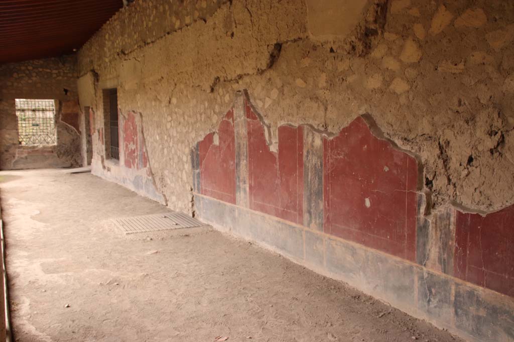 Oplontis Villa of Poppea, October 2020. Portico 40, looking south along west side. Photo courtesy of Klaus Heese.