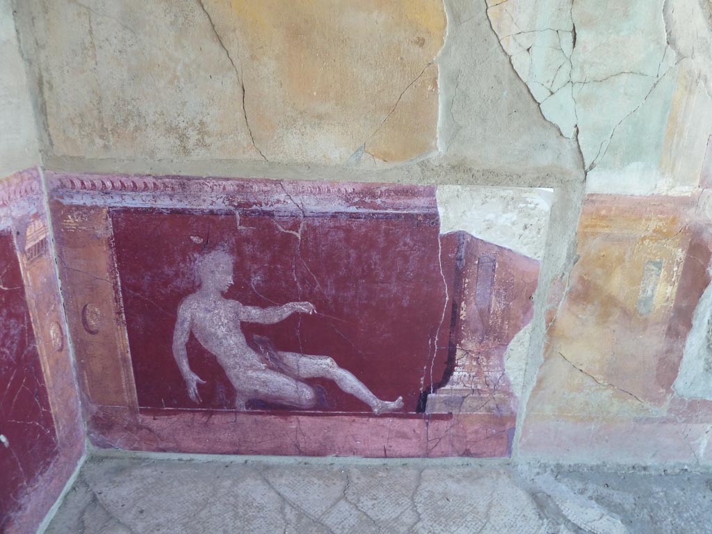 Stabiae, Villa Arianna, September 2015. Room 17, painted figure from west wall in south-west corner.