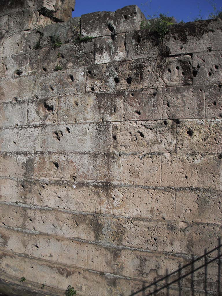 Walls on north side of Pompeii. June 2012. Detail from west end of City Wall. Photo courtesy of Ivo van der Graaff.