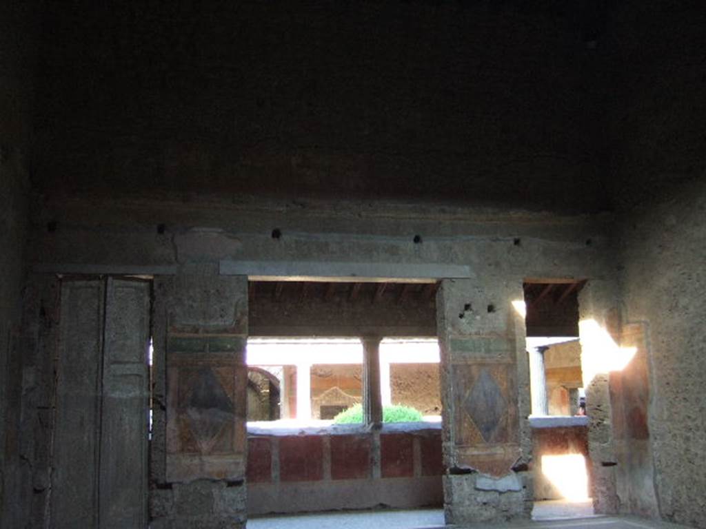 Villa of Mysteries, Pompeii. May 2006. Room 64, east wall with doorways to peristyle A.