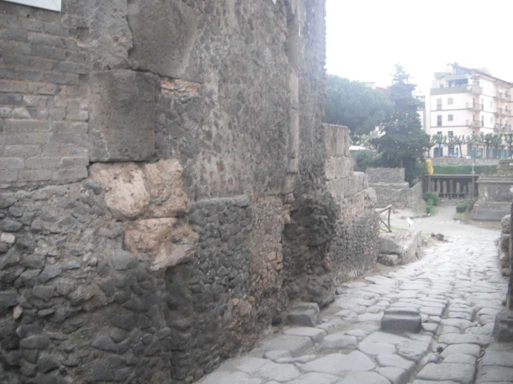 Porta di Nocera or Nuceria Gate, Pompeii. May 2011. Looking south along east wall of Gate. Photo courtesy of Ivo van der Graaff.