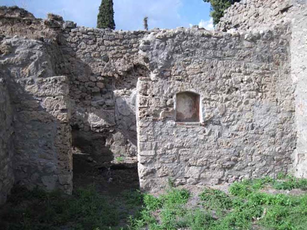 I.2.22 Pompeii. September 2010. North wall of shop. Photo courtesy of Drew Baker.