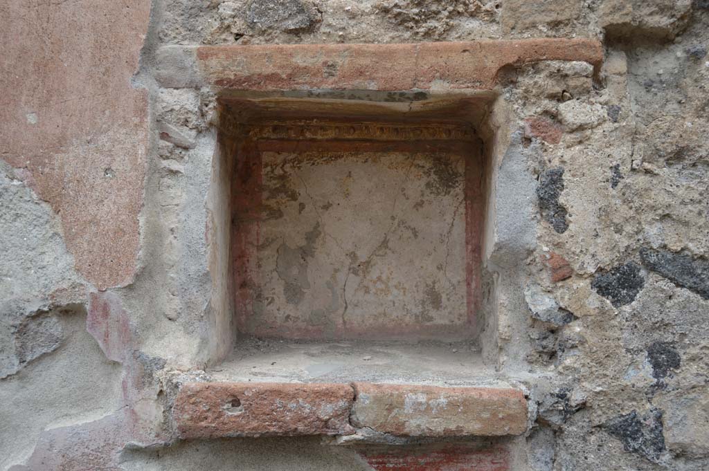 II.2.3 Pompeii. October 2017. Niche on east wall. 
Foto Taylor Lauritsen, ERC Grant 681269 DÉCOR.
