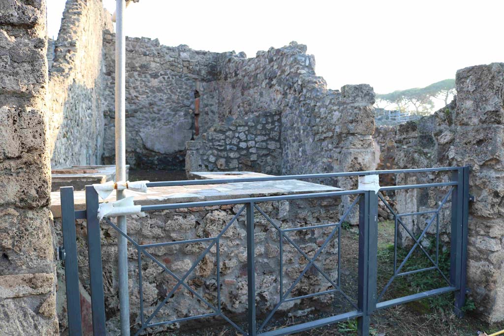 1.2.8 Pompeii. December 2018. Looking towards entrance doorway on east side of Via Stabiana. Photo courtesy of Aude Durand.