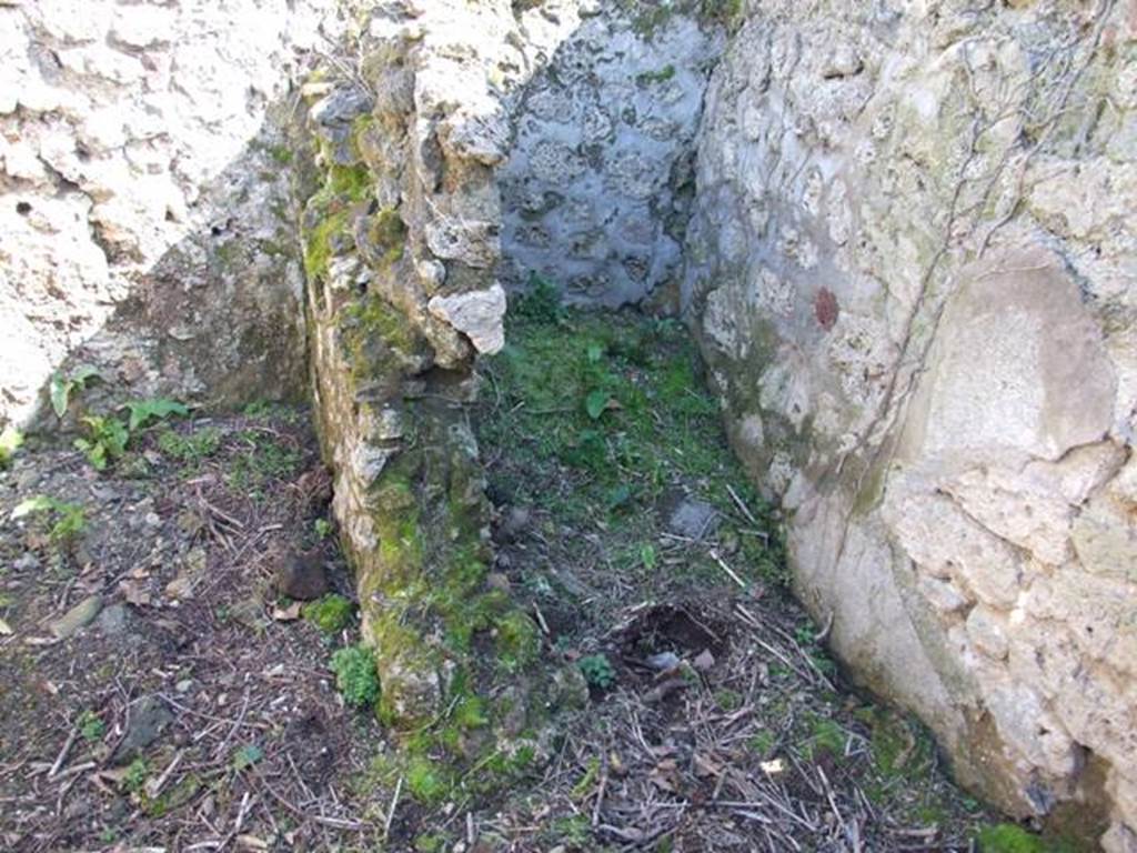 I.2.20 Pompeii.  March 2009. Latrine.