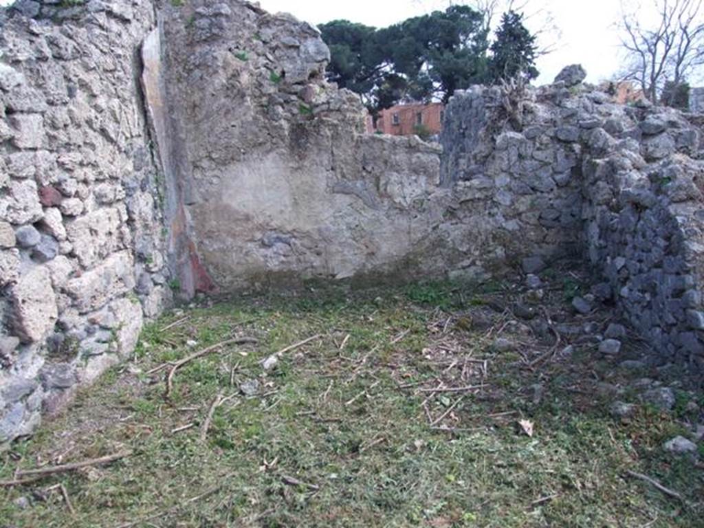 I.2.20 Pompeii.  March 2009.  Triclinium in south east corner of garden area.  Looking south.