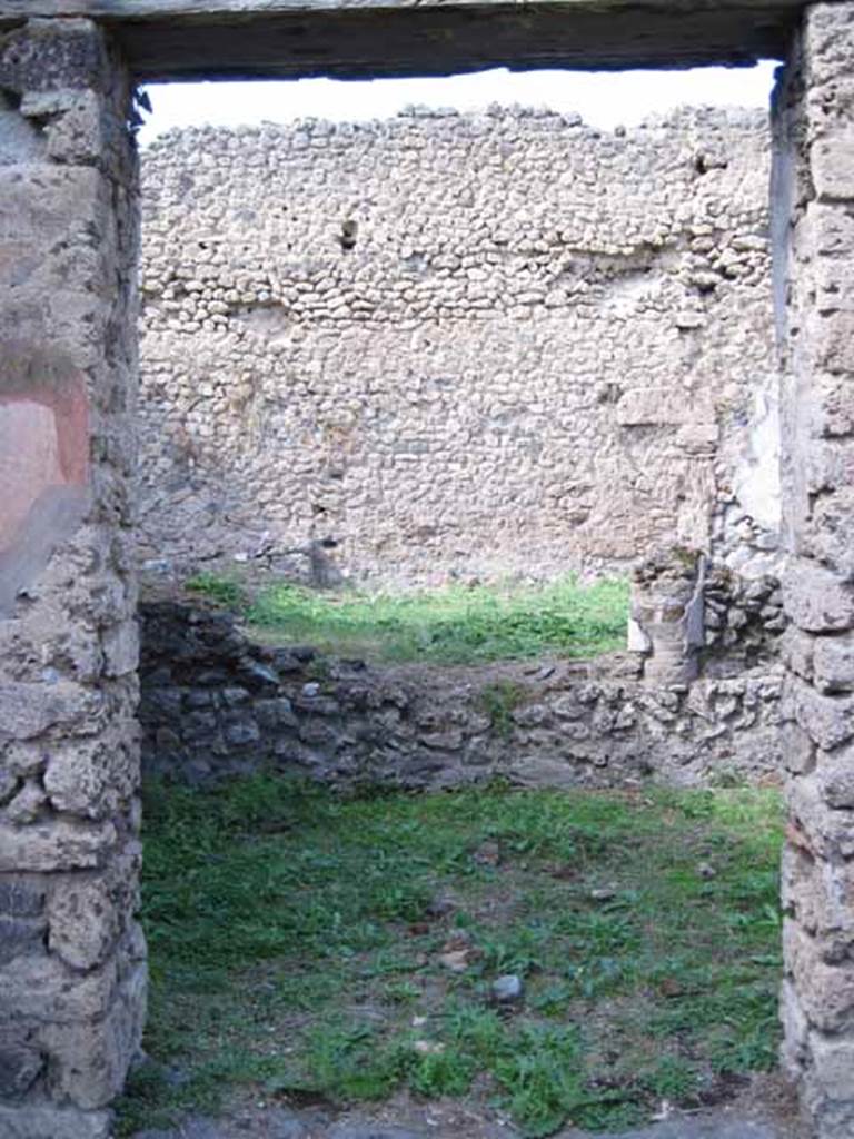 I.2.28 Pompeii. September 2010. Looking north through doorway at rear of tablinum into south portico and garden area. Photo courtesy of Drew Baker.
