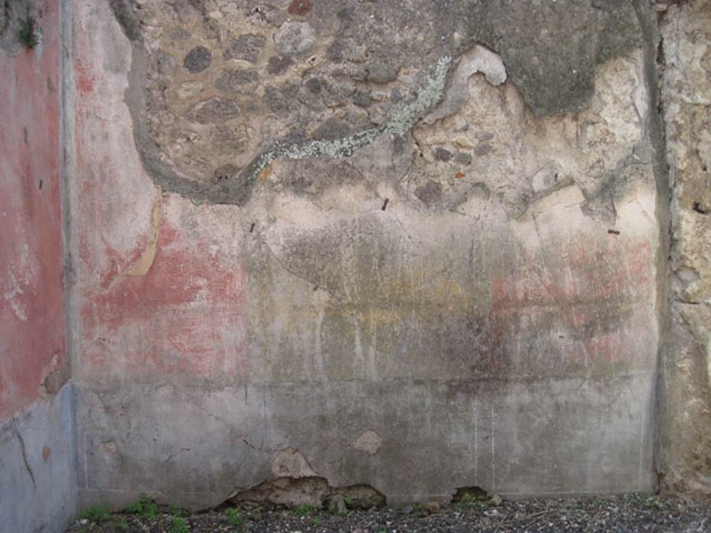 I.3.3 Pompeii. September 2010. South wall of triclinium. Photo courtesy of Drew Baker.