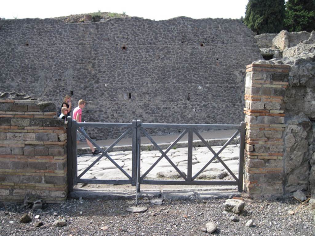 I.3.6 Pompeii. September 2010. Looking west across entrance room towards west wall and doorway onto Via Stabiana. Photo courtesy of Drew Baker.